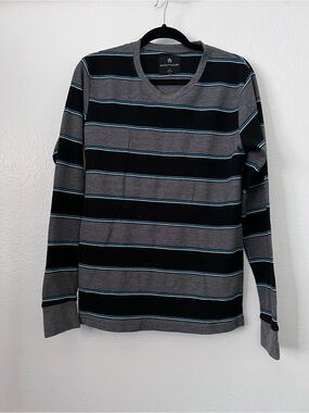 Shouthouse Men’s M Black Gray Blue Striped Thermal Shirt